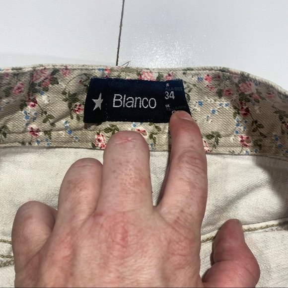 Blanco Floral Y2K Vintage Inspired Woman’s Mini Skirt With 2 Front Pockets 2 - Picture 13 of 13